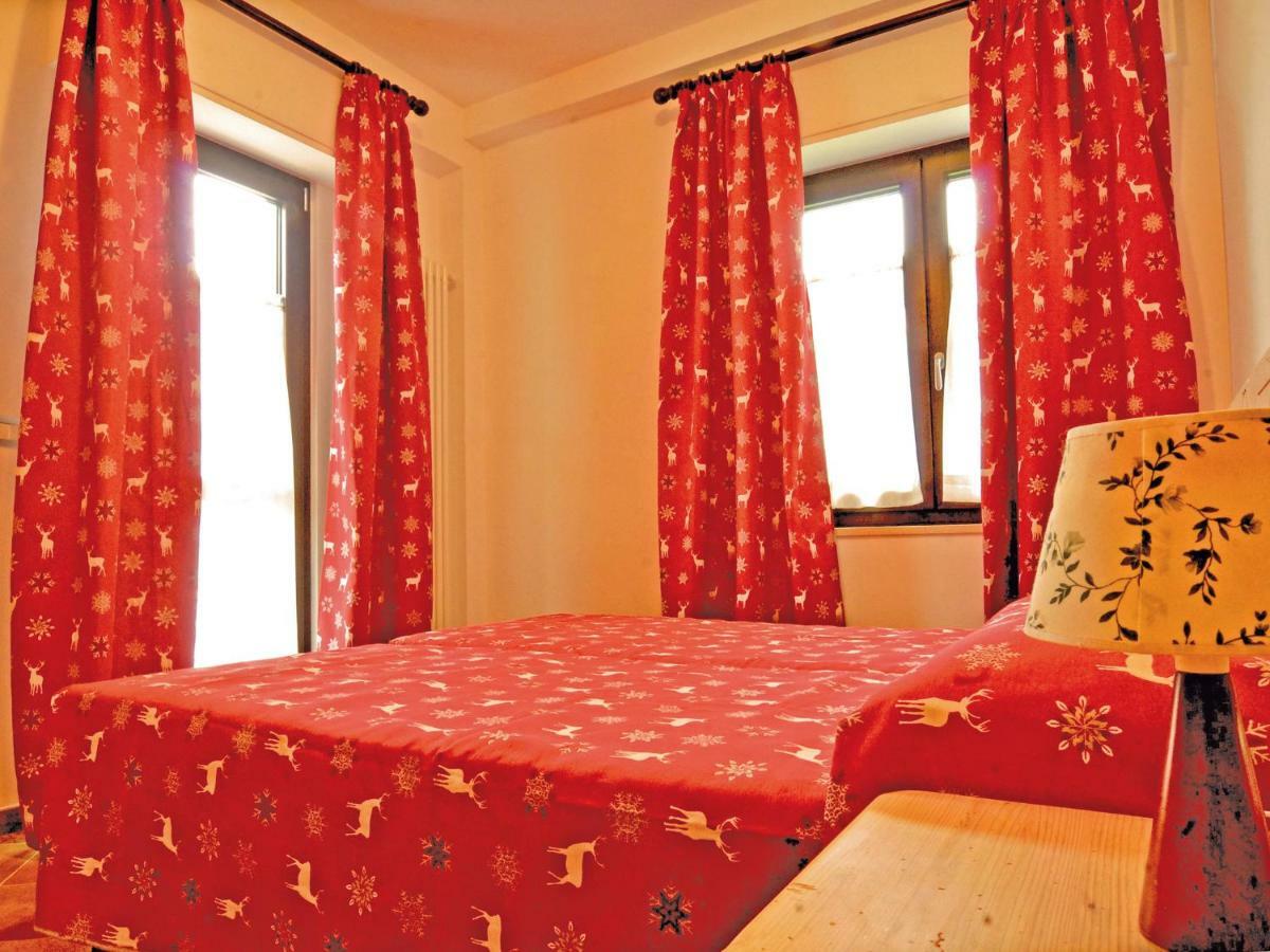 Albergo Ristorante Centro Vico Canavese Buitenkant foto