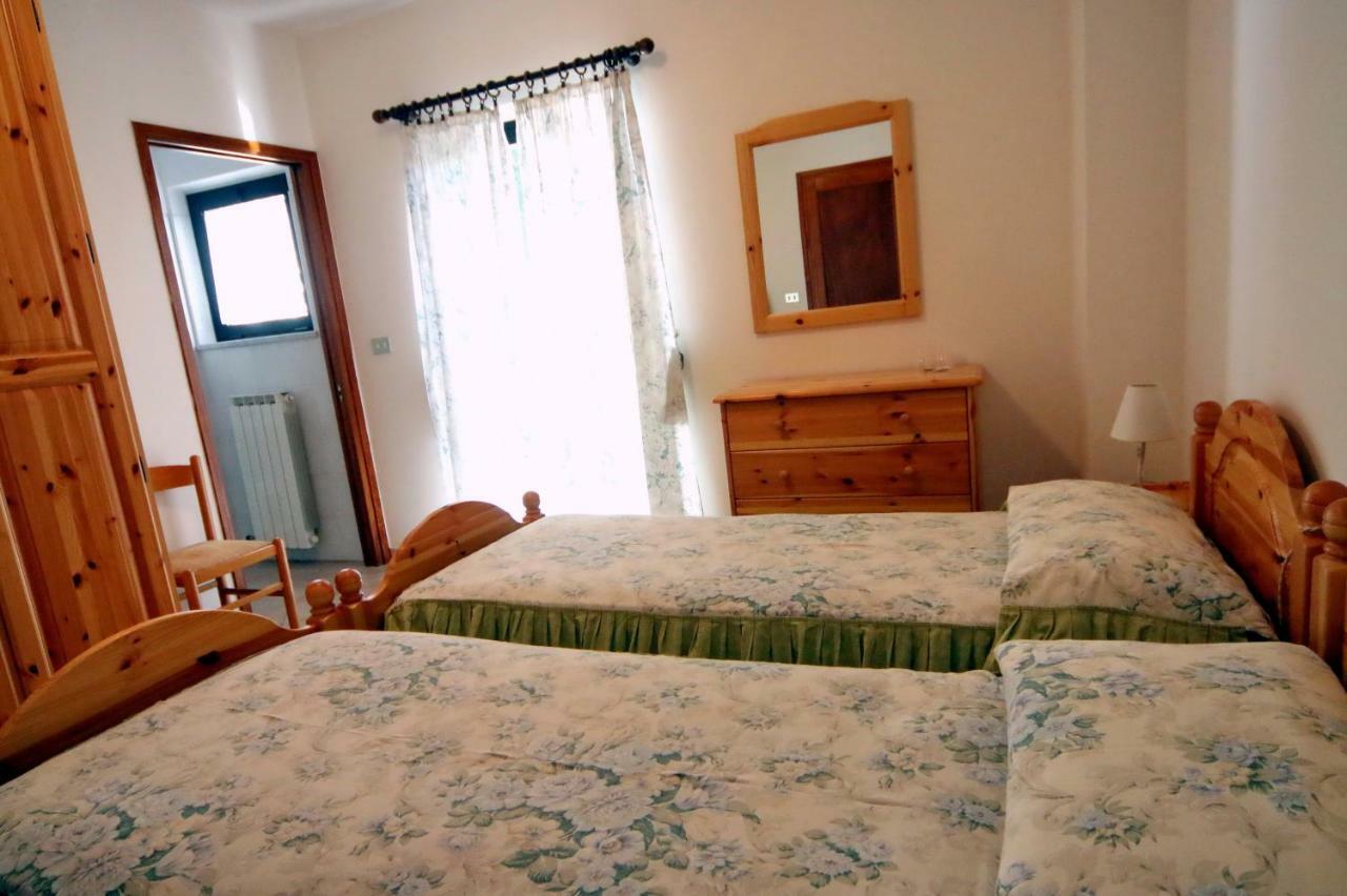 Albergo Ristorante Centro Vico Canavese Buitenkant foto